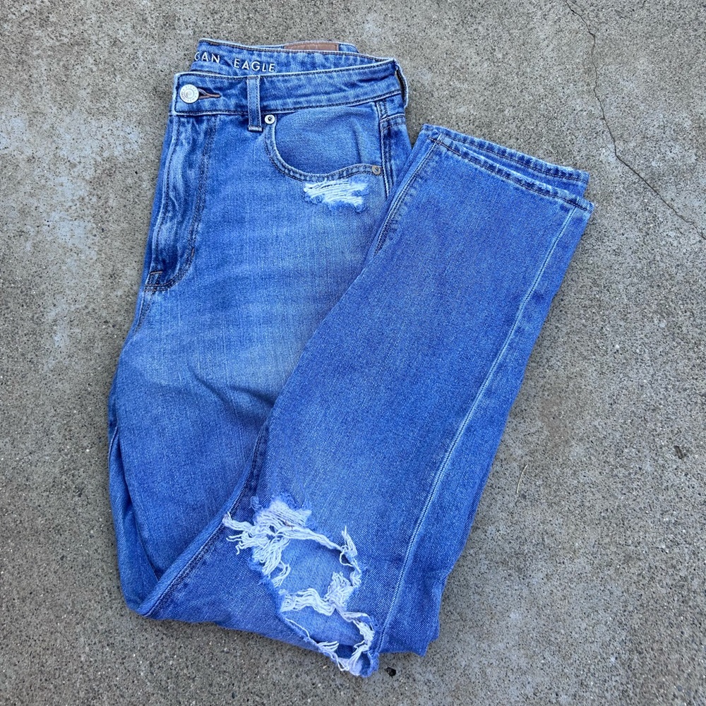 American Eagle Mom Jeans